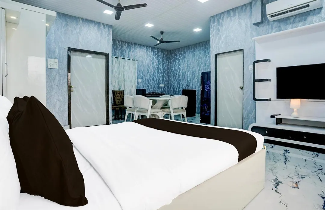 Fabhotel Hans Residency-1